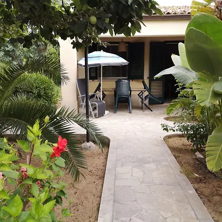 Ferienhaus Schoener Zentraler Direkt Am Sandstrand Auf Sizilien By Interhome Marina di Modica