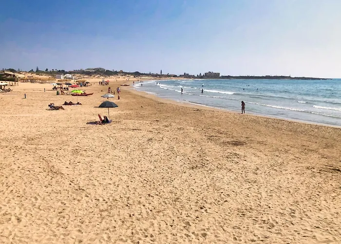 Schoener Zentraler Direkt Am Sandstrand Auf Sizilien By Interhome * Marina di Modica